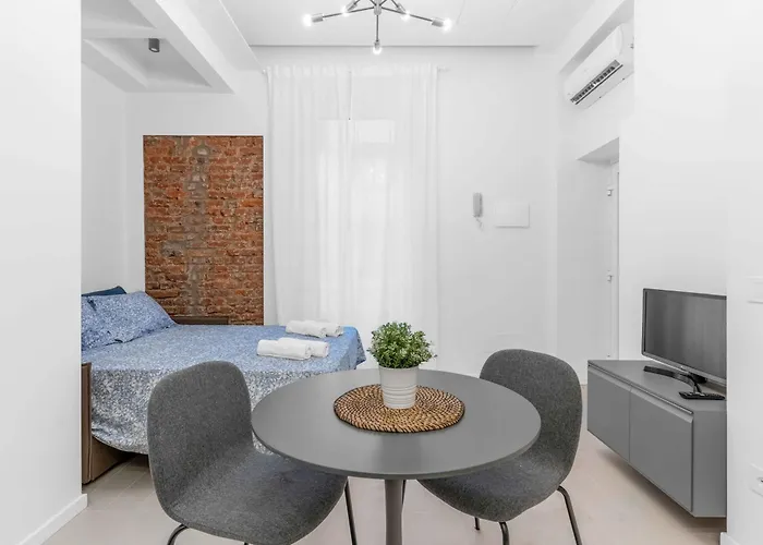 Le23 Duomo-loreto - - Modern Apartment *