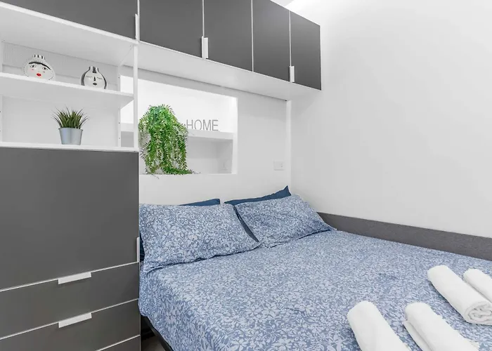 Apartment Le23 Duomo-loreto - - Modern *